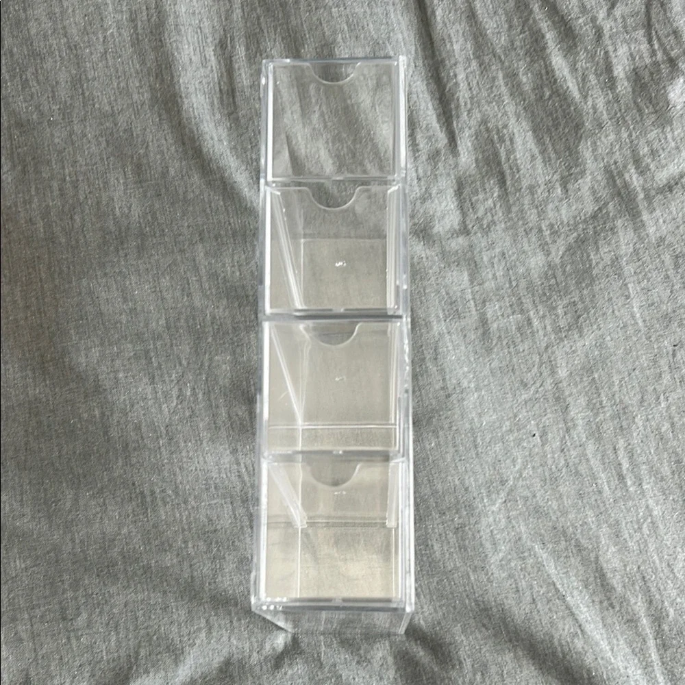 Clear Sunglasses Organizer